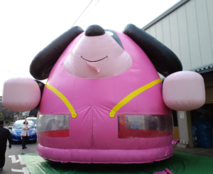 ふわふわ ピンク犬